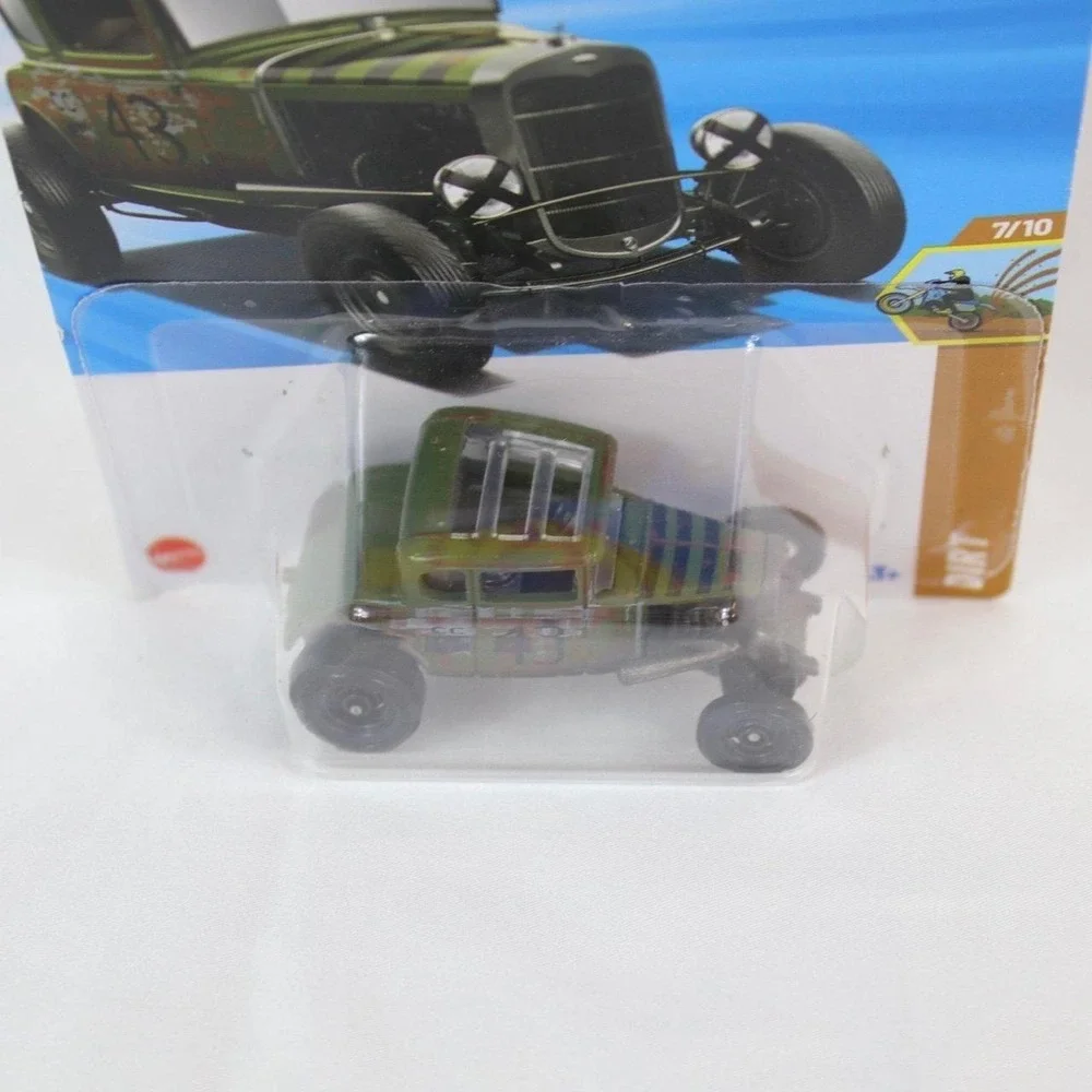 Hot Wheels Green Ford Model A Custom '31 Toy Car - NEW